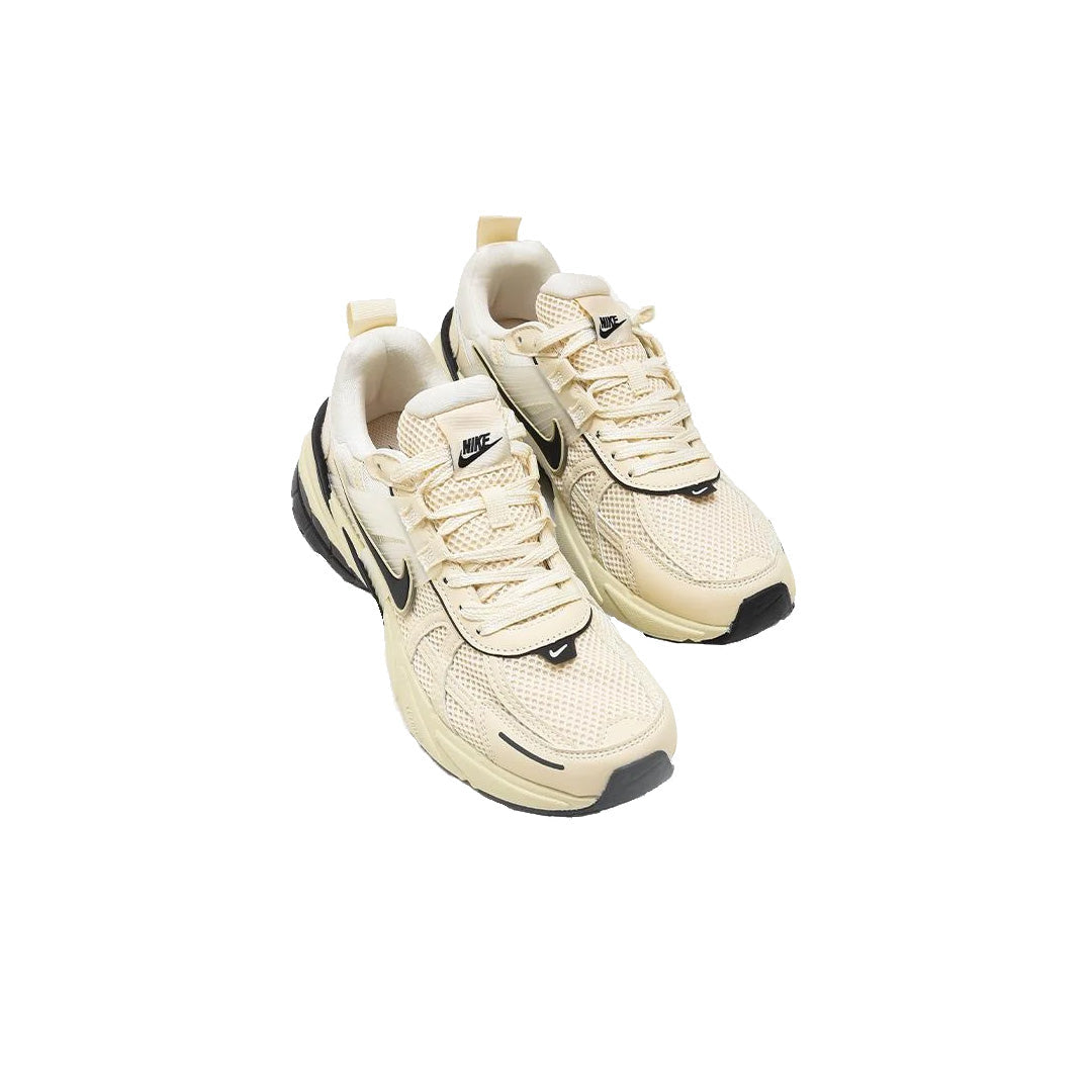 Nike V2K Run Beige