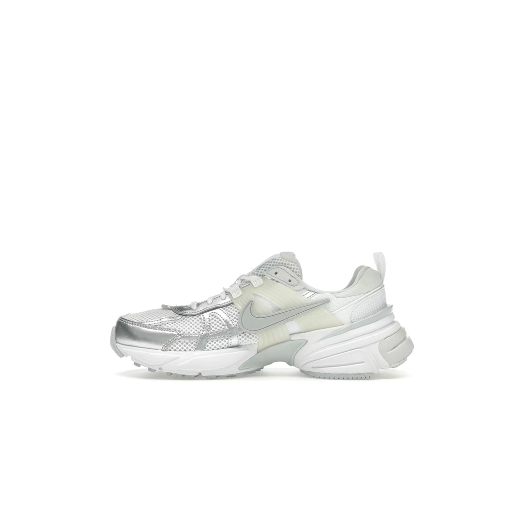 Nike V2K Run METALLIC SILVER
