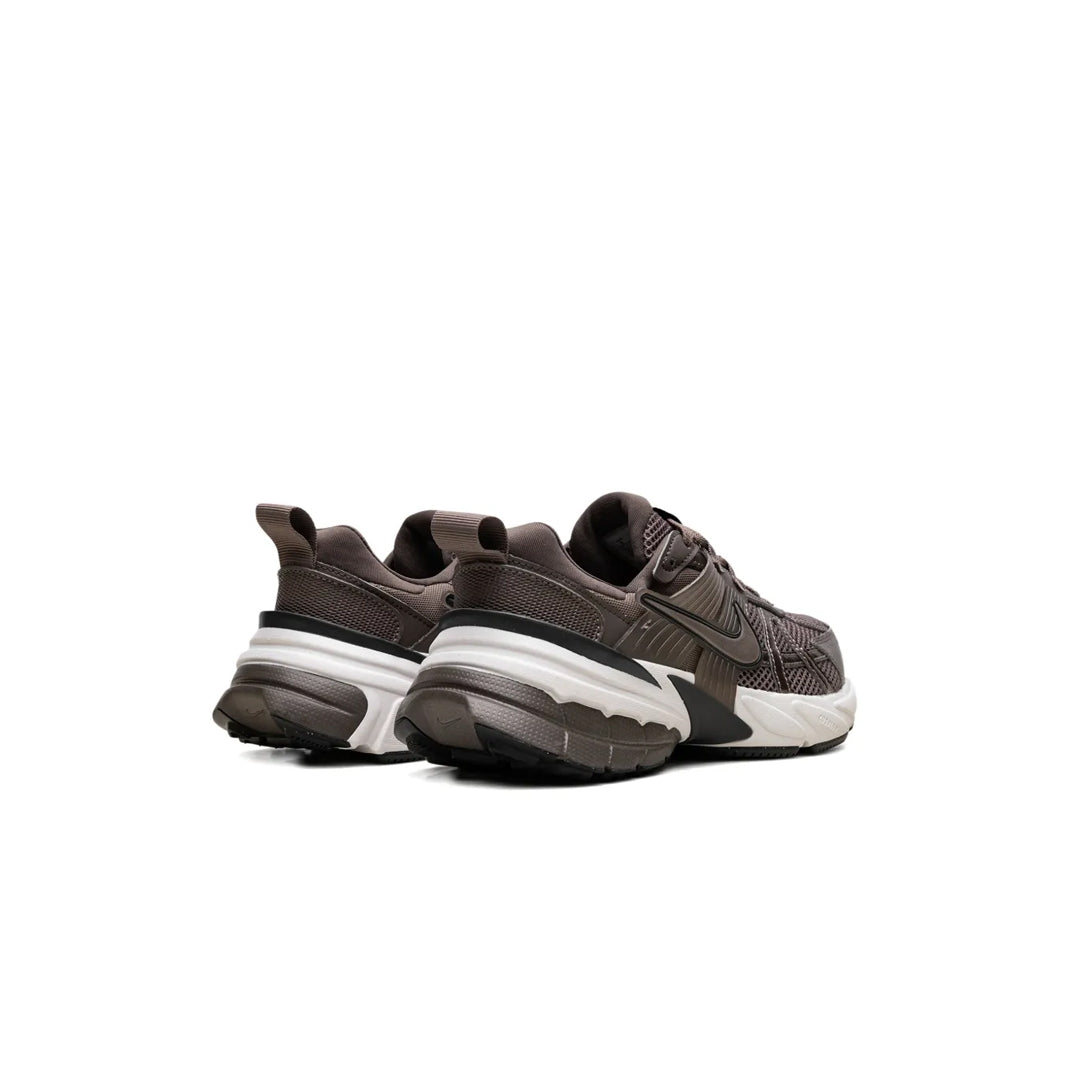 Nike V2K Run Brown Ironstone