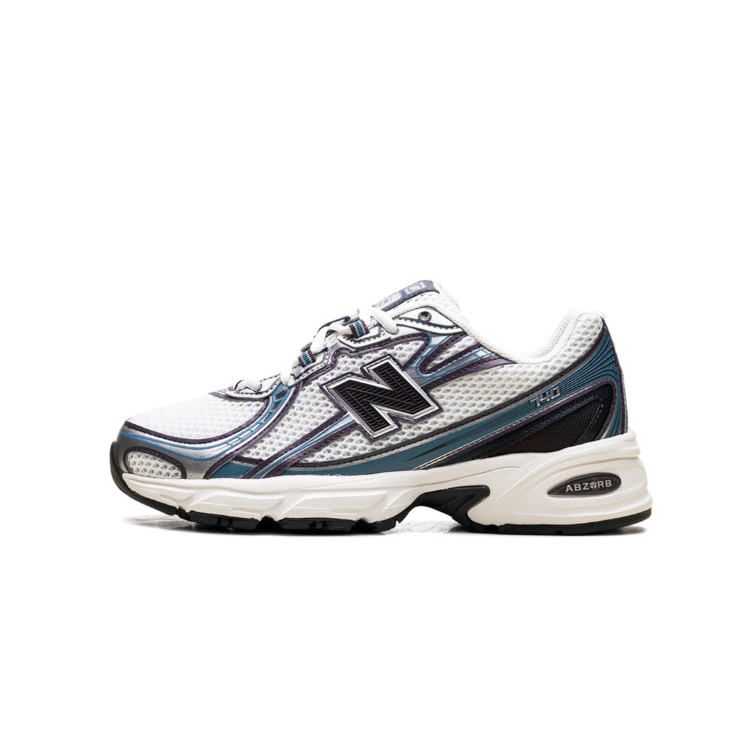 New Balance 740