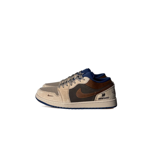Nike Dunk Low Undefeated